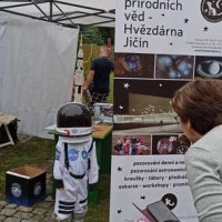 Jarmark_Knihovna_Jin