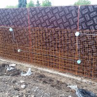 příprava elektroinstalace v opěrné zdi